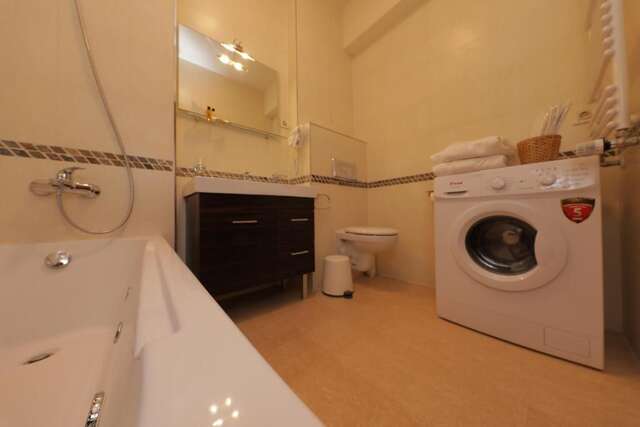 Апарт-отели Penthouse Orhideea Бухарест-73